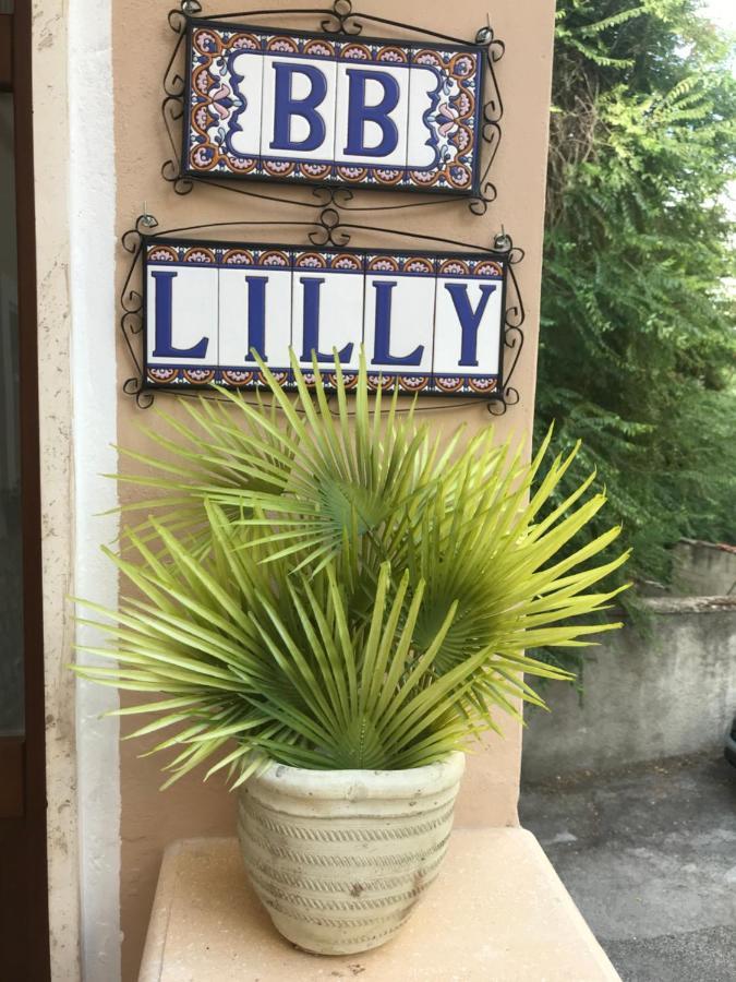 Lilly Bed & Breakfast Sulmona Ngoại thất bức ảnh