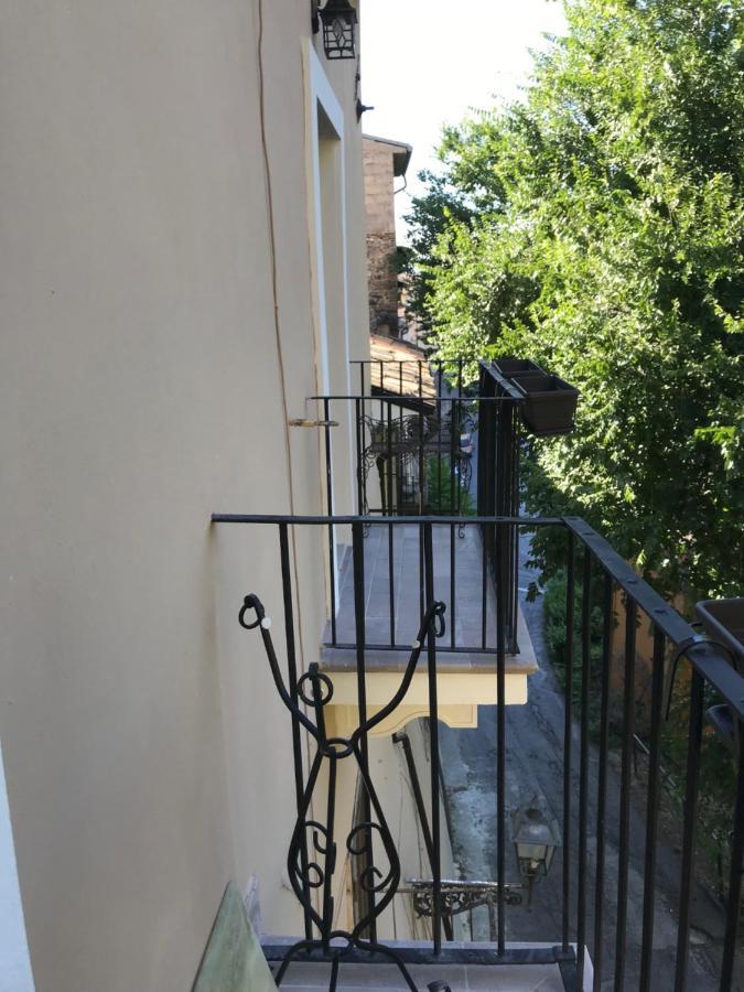 Lilly Bed & Breakfast Sulmona Ngoại thất bức ảnh